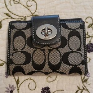 New without tags coach wallet